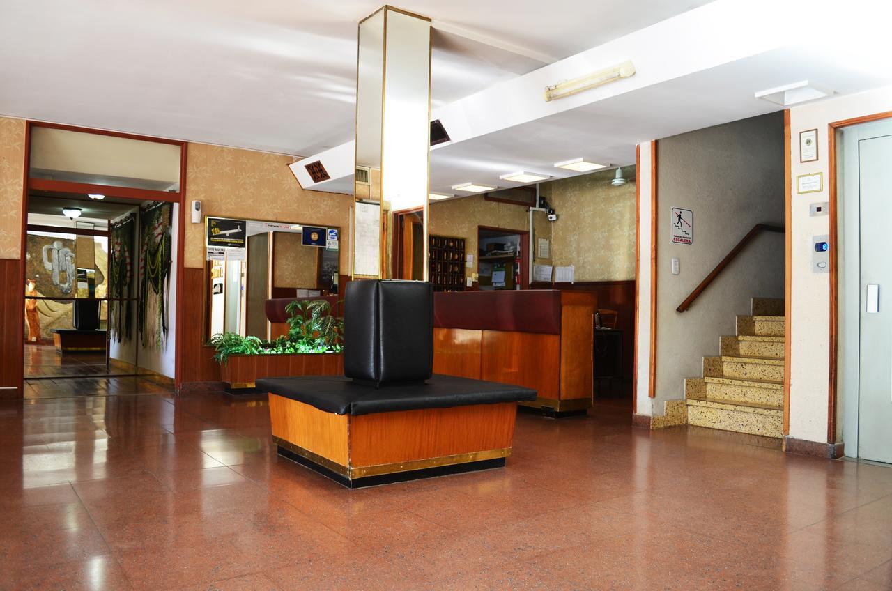 Hotel Huemul General Roca Buitenkant foto