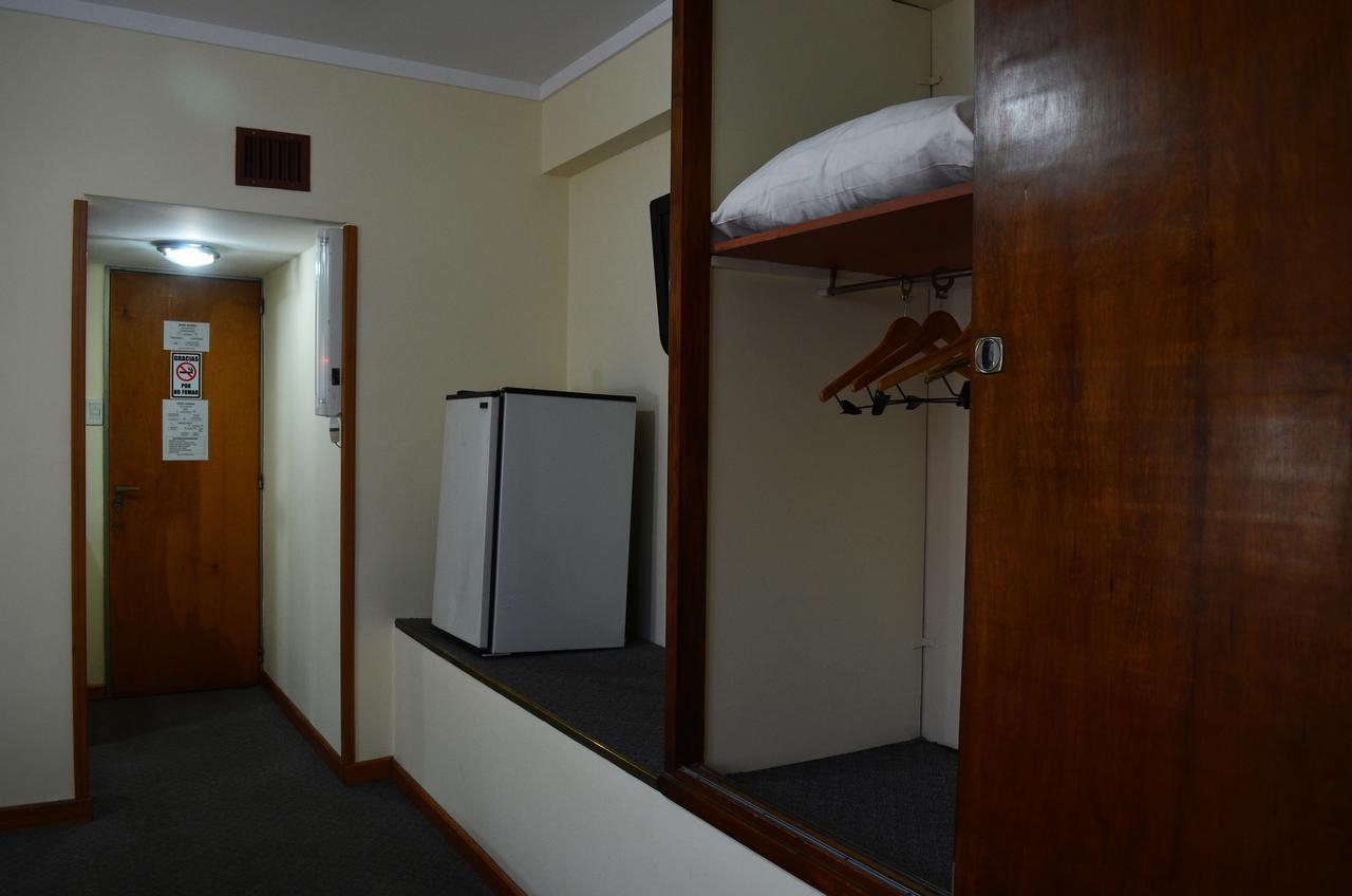 Hotel Huemul General Roca Buitenkant foto
